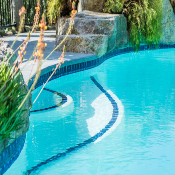 Nigel + Sue, Tauriko